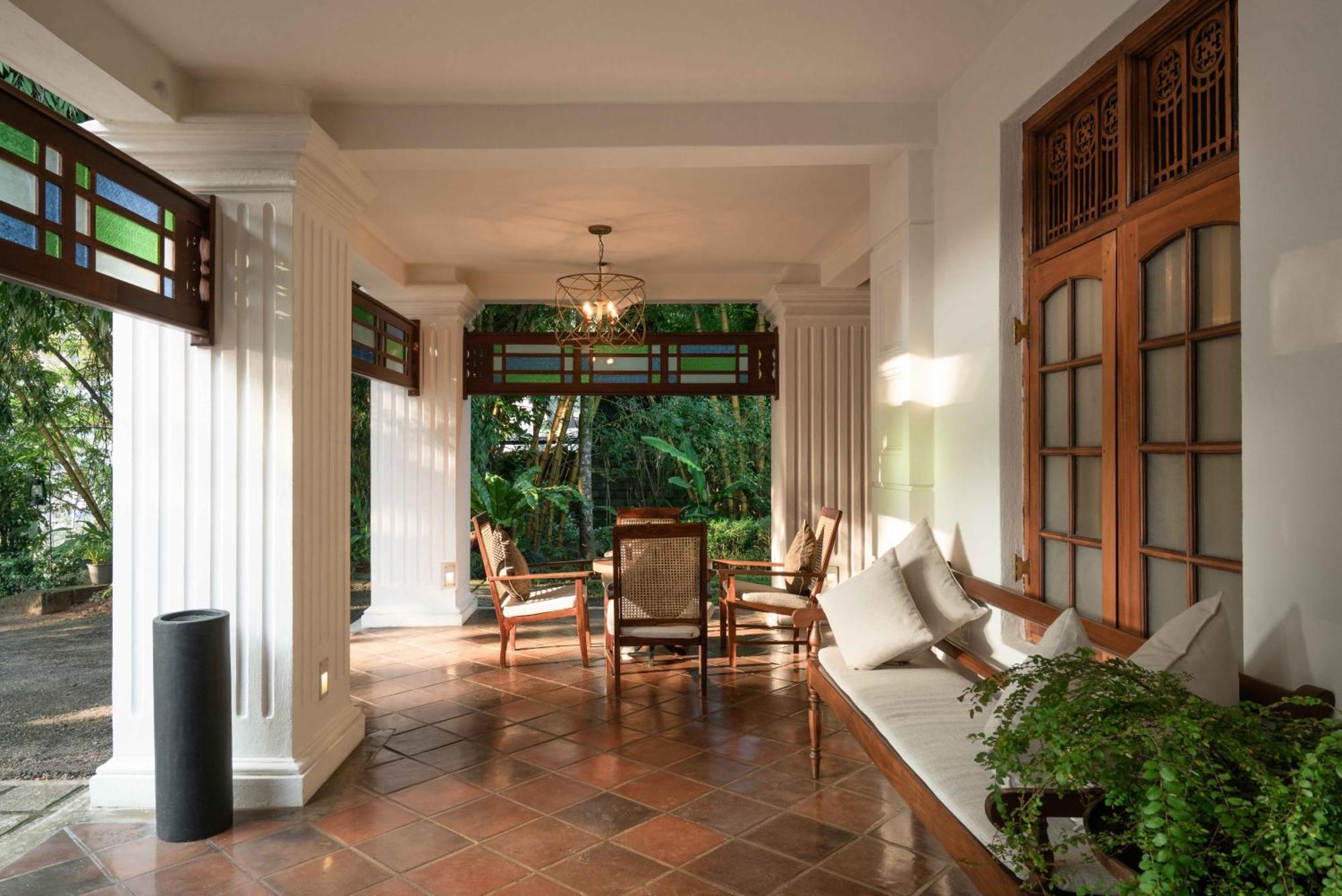 Taru Villas Канди Экстерьер фото